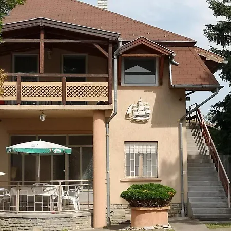 Vitorlas Apartmanhaz Siofok