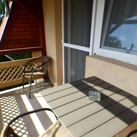 Lägenhet Vitorlas Apartmanhaz *